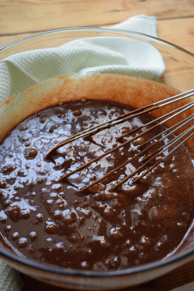 Stir in walnuts into brownies.
