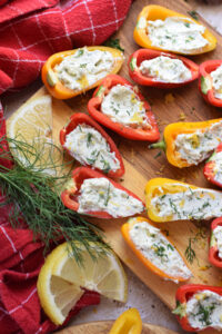 Stuffed mini peppers with lemon.